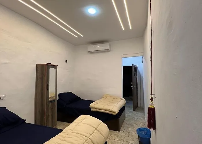 Dania House