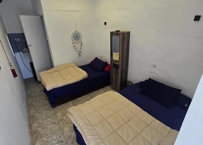 فندق Dania House